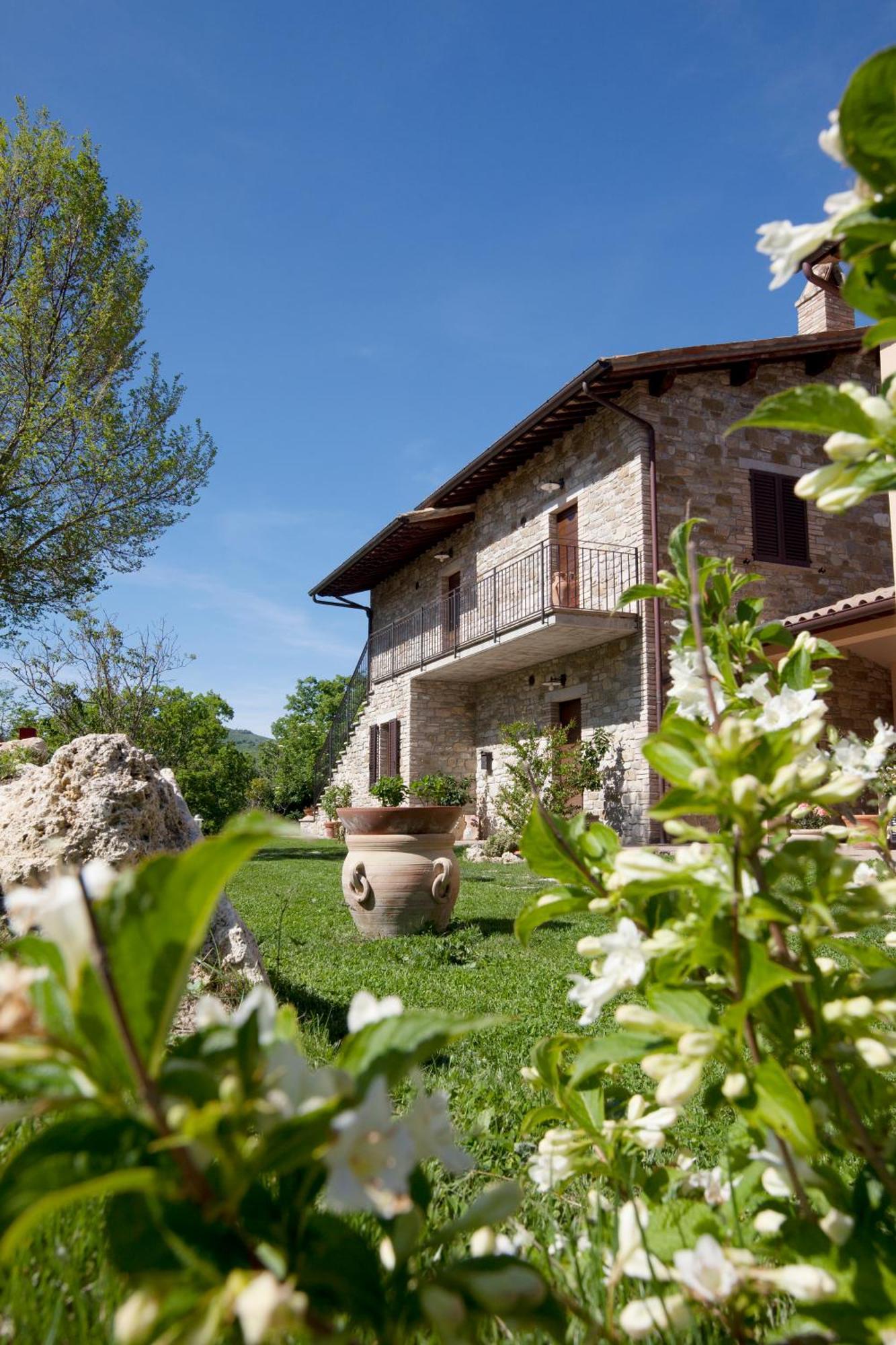 Relais Parco Del Subasio Villa Piano Delle Pieve Dış mekan fotoğraf